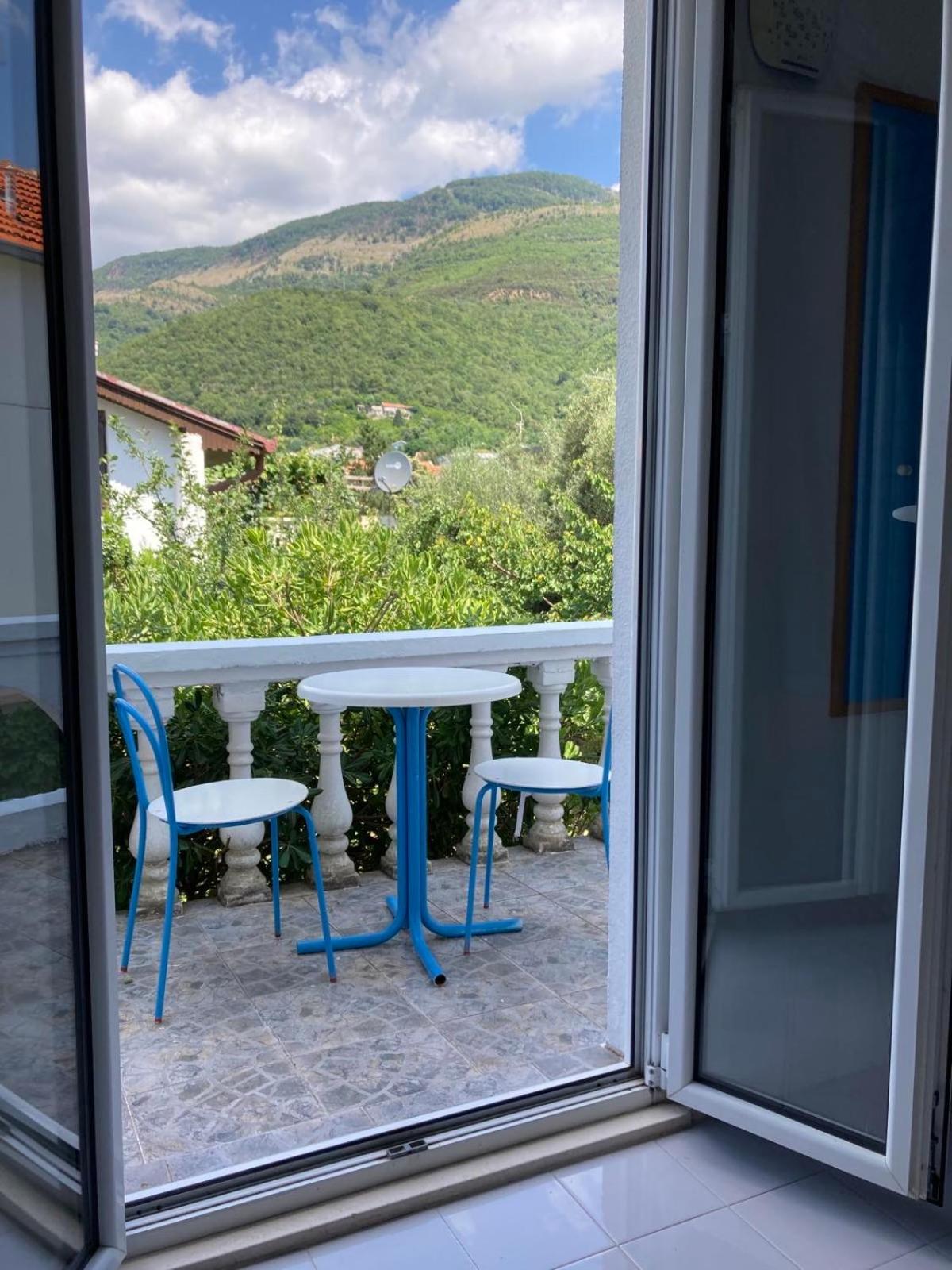 Studios Annie Bijela Εξωτερικό φωτογραφία